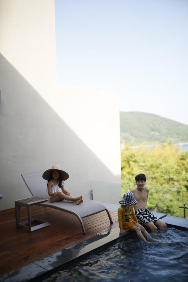 Hotel Sang Sang & Private Sang Sang Pool Villa Geoje Exterior foto